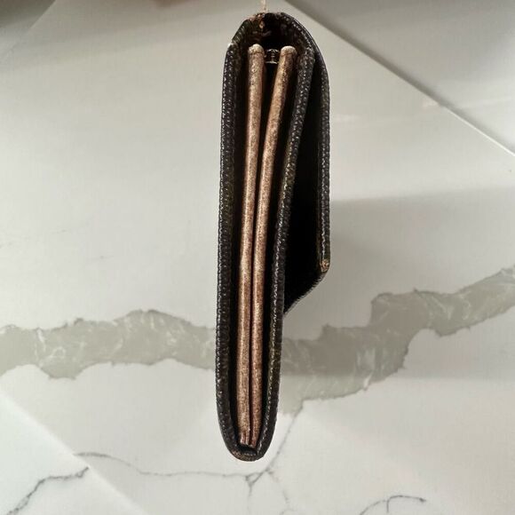 Vintage Louis Vuitton Monogram Sarah Wallet - Picture 3 of 14